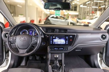 Toyota Corolla XI Sedan Facelifting 1,6 Valvematic 132KM 2018 Toyota Corolla 1.6 Prestige 1.6 Benzyna 132KM, zdjęcie 5
