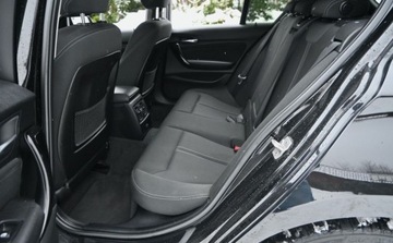 BMW Seria 1 F20-F21 Hatchback 5d Facelifting 2015 118d 150KM 2016 BMW Seria 1 2,0D 150 KM SPORT-LINE Full Led Nawigacja Klimatronik 2.0 150KM, zdjęcie 24