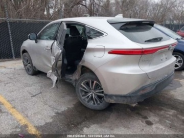 Toyota Venza 2024 Toyota Venza Le, 2024r., 4x4, 2.5L 2.5 Benzyna 176KM, zdjęcie 3