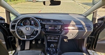 Volkswagen Touran III 2.0 TDI 150KM 2016 Volkswagen Touran z SALONU, przebieg wpisuje n..., zdjęcie 17