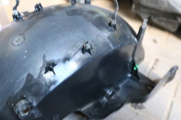 Honda Goldwing GL 1800 Błotnik tylny nadkole 01-05