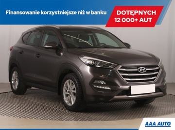 Hyundai Tucson III SUV 1.7 CRDI 115KM 2015 Hyundai Tucson 1.7 CRDi, Salon Polska