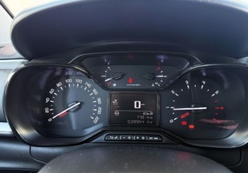 Citroen C3 III Hatchback Facelifting 1.2 PureTech 83KM 2023 Citroen C3 1.2 PureTech 83KM MT5 C-Series Salon PL ASO FV23 I-wszy wlascic, zdjęcie 18