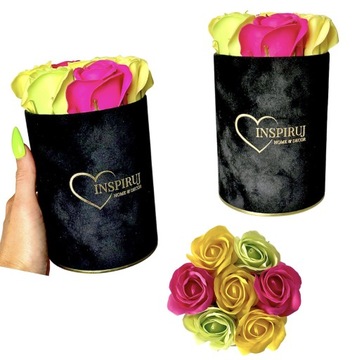 FLOWERBOX Z KWIATAMI MYDLANYMI PREZENT KWIATY RÓŻE MYDLANE WELUROWE PUDEŁKO