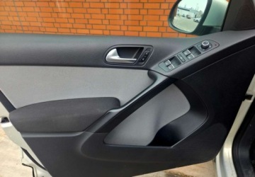 Volkswagen Tiguan I SUV 1.4 TSI 150KM 2010 Volkswagen Tiguan Volkswagen Tiguan 1.4 TSI 4Motion Sport amp Style 1.4, zdjęcie 11