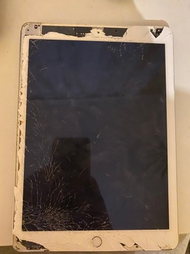 Ipad AIR 2 uszkodzony icloud pekniety