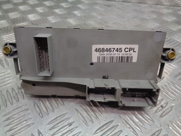 SKŘÍŇKA POJISTEK CROMA II 1.9 JTDM 46846745