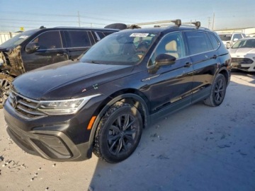 Volkswagen Tiguan II 2022 Volkswagen Tiguan 2022 Volkswagen Tiguan 2.0T SE , od firmy ubezpieczeniow, zdjęcie 1