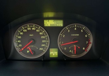 Volvo V50 1.8 125KM 2006 Volvo V50 Volvo V50 1.8 Edition 1.8 Benzyna 125KM, zdjęcie 8