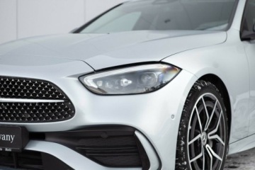 Mercedes Klasa C W206 Limuzyna 2.0 220d 200KM 2023 Mercedes-Benz Klasa C 220D 4Matic AMG Salon PL Autotrade Mercedes-Benz, zdjęcie 1