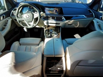 BMW X5 G05 SUV Plug-In 3.0 45e 394KM 2021 BMW X5 2021 BMW Motorrad X5 XDRIVE45E 3.0 Hybryda Plug-in 394KM, zdjęcie 8