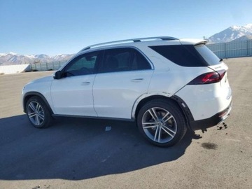 Mercedes GLE V167 2022 Mercedes-Benz GLE 2022, 3.0L, 4x4, 450, od ubezpieczalni 3.0 Benzyna 362KM, zdjęcie 4