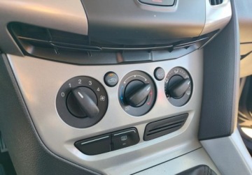 Ford Focus III Kombi 1.6 Duratec 105KM 2012 Ford Focus SW Salon POLSKA Super Stan 1.6 105KM Niski przebieg GWARANCJA, zdjęcie 21