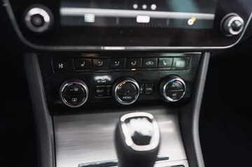 Skoda Superb III Kombi Facelifting 2.0 TDI 190KM 2019 Skoda Superb 2.0 TDI, Salon Polska, 1. Właściciel, zdjęcie 17