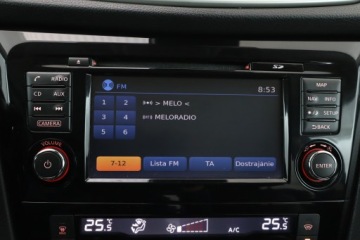 Nissan Qashqai II Crossover 1.6 DIG-T 163KM 2016 Nissan Qashqai 1.6 DIG-T, Salon Polska, zdjęcie 12