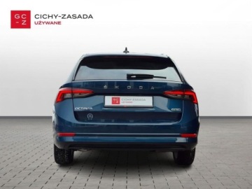 Skoda Octavia IV Liftback 1.5 TSI EVO 150KM 2022 Skoda Octavia serwis ASO 1.5TSI eTEC 150KM hak bezwypadkowy ACC navi Smart, zdjęcie 3