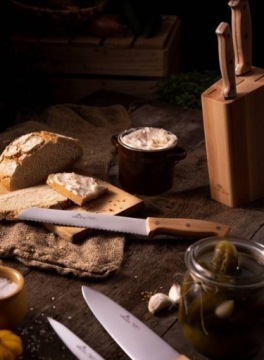 Набор из 5 ножей Gerlach Country в деревянном бруске.