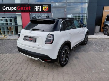 Mercedes 2026 Fiat 600 Hybrid La Prima 1.2 110, zdjęcie 3