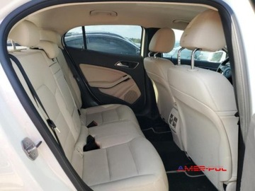 Mercedes GLA I 2018 Mercedes-Benz GLA 2018 r.,2,0L 250 4MATIC 2.0 Benzyna 221KM, zdjęcie 9