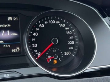 Volkswagen Passat B8 Variant Facelifting 1.5 TSI EVO 150KM 2023 Volkswagen Passat Variant 1.5 TSI Evo Business DSG FV 23 gwarancja 1.5, zdjęcie 18