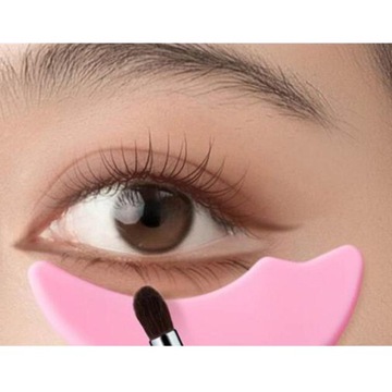 Wielofunkcyjne szablony do eyelinera 6,9 cm x 5 cm różowe