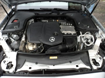 Mercedes Klasa E W213 Kombi 2.0 220d 194KM 2018 Mercedes E 220 sprzedam e klase z 2018r 2.0 DIASEL, zdjęcie 24