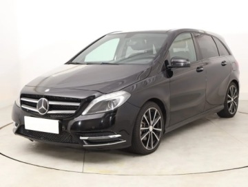 Mercedes Klasa B W246 Sports Tourer 200 CDI BlueEFFICIENCY 136KM 2012 Mercedes B B 200 CDI, Automat, Skóra, Navi, Xenon, zdjęcie 1