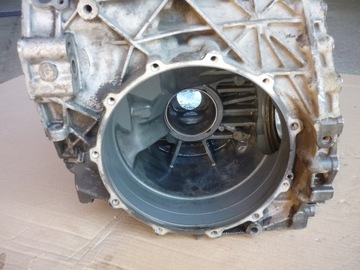 КОРПУС КОРОБКИ ТРАНСМИССИИ MULTITRONIC AUDI VW 01J301103N EVE