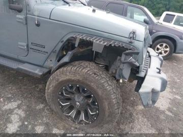 Jeep Wrangler III Unlimited Facelifting 3.6 V6 286KM 2015 Jeep Wrangler 2015 Jeep Wrangler Unlimited 4WD 4dr Sport 3.6 Benzyna 285KM, zdjęcie 5