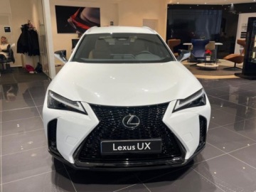Lexus UX Crossover Facelifting 2.0 300h 199KM 2025 LEXUS UX 300h F Sport Design Hybrid Dynamic Force 2.0 199KM 2025, zdjęcie 1