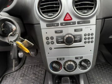 Opel Corsa D Hatchback 5d Facelifting 1.2 Twinport ECOTEC 85KM 2014 Opel Corsa Salon PL. Instalacja gazowa. Serwis ASO, zdjęcie 17