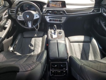 BMW Seria 7 G11-G12 2021 BMW Seria 7 750 XI 2021 XDrive V8 MPakiet 4.4 Benzyna 523KM, zdjęcie 8