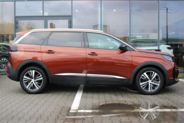 Peugeot 5008 II Crossover Facelifting 2.0 BlueHDi 177KM 2022 Peugeot 5008 Allure Pack, zdjęcie 3