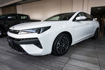 JAC 2025 JAC J7 Plus 1.5T CVT Sedan 136KM 2025, zdjęcie 2