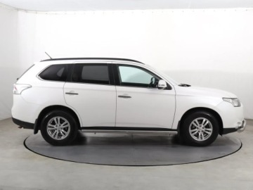Mitsubishi Outlander III 2013 Mitsubishi Outlander 2.0, Salon Polska, zdjęcie 5