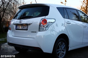 Toyota Verso Minivan Facelifting 1.6 D-4D 112KM 2015 Toyota Verso Toyota Verso 1.6 D-4D 7-Sitzer StartStop Skyview Edition 1.6, zdjęcie 12