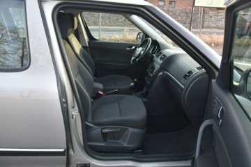 Skoda Yeti Minivan 1.4 TSI 122KM 2012 Škoda Yeti Skoda Yeti 1.4TSi 122KM Manual 2012r., zdjęcie 10