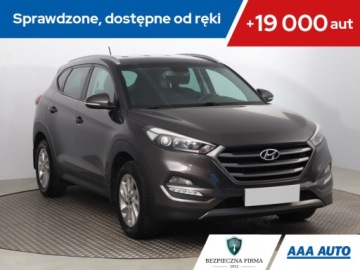 Hyundai Tucson III SUV 1.7 CRDI 115KM 2015 Hyundai Tucson 1.7 CRDi, Salon Polska, Klima