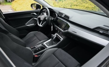 Audi Q3 II SUV 2.0 35 TDI 150KM 2023 Audi Q3 2,0 TDI 150 KM S-LINE Alkantara Full Led Virtual Kamera 2.0 Diesel, zdjęcie 14