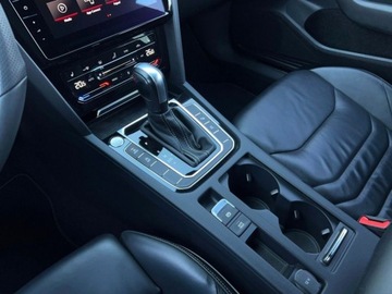Volkswagen Arteon Fastback Facelifting 2.0 TDI SCR 150KM 2022 Volkswagen Arteon 2.0 TDI 150KM R-Line DSG SerwisASO Acc Led Virtual Webas, zdjęcie 23