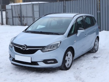 Opel Zafira C Tourer Facelifting 2.0 diesel 170KM 2017 Opel Zafira 2.0 CDTI, Serwis ASO, 167 KM, zdjęcie 1