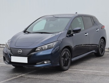 Nissan Leaf II Hatchback Elektryczny 40kWh 150KM 2022 Nissan Leaf 40 kWh, SoH 90%, Salon Polska, zdjęcie 1