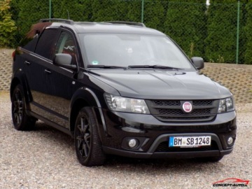 Fiat Freemont 2.0 Multijet II 16v 170KM 2014 Fiat Freemont BLACK CODE 170KM 4x4 Skora Navi Kamera 2.0 Diesel 170KM, zdjęcie 3