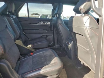 Ford Explorer VI 2025 Ford Explorer st, 2025r., 4x4, 3.0L 3.0 Benzyna 400KM, zdjęcie 9
