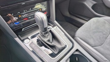 Volkswagen Arteon Fastback Facelifting 2.0 TDI 200KM 2022 Volkswagen Arteon Shooting Brake 2.0TDI 200KM 4x4, zdjęcie 31