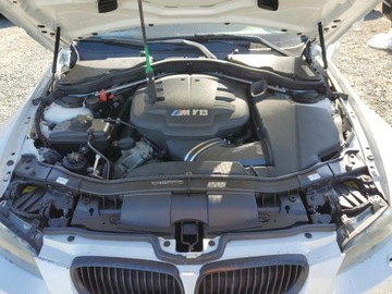 BMW Seria 3 F30-F31-F34 2012 BMW M3 2012 4.0l 4.0 Benzyna 414KM, zdjęcie 6