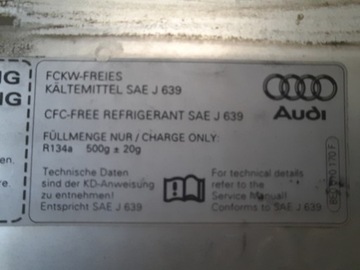 AUDI A4 B6 00-05 SEDAN KRYT MOTORU KAPOTA PŘEDNÍ