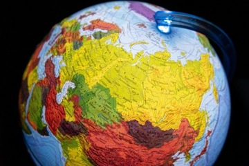 ИНТЕРАКТИВНЫЙ ГЛОБУС С ПРИЛОЖЕНИЕМ ALAYSYS 21 см PL