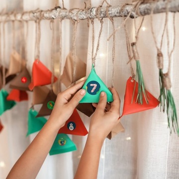 Наклейки для АДВЕНТ-календаря, лист А4, ПРАЗДНИКИ