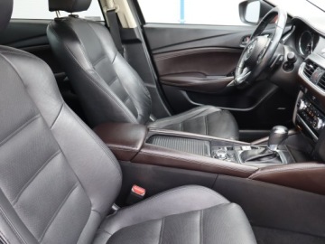 Mazda 6 III Sedan Facelifting 2.5 SKYACTIV-G I-ELOOP 192KM 2016 Mazda 6 2.5 Skyactiv-G, Salon Polska, Serwis ASO, zdjęcie 8